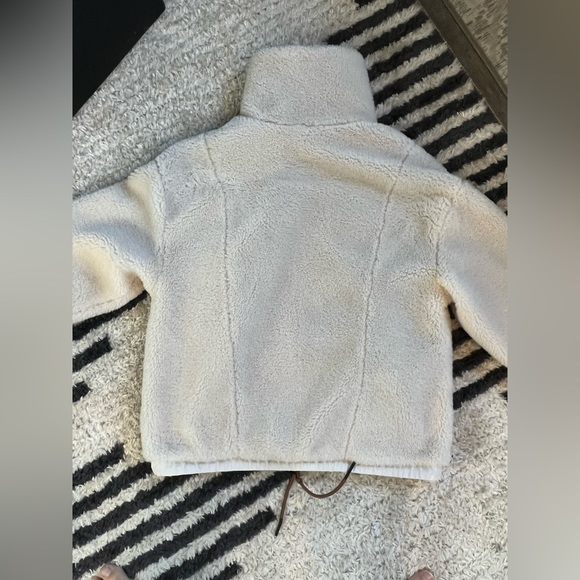 Varley Appleton Pull over - Picture 8 of 8